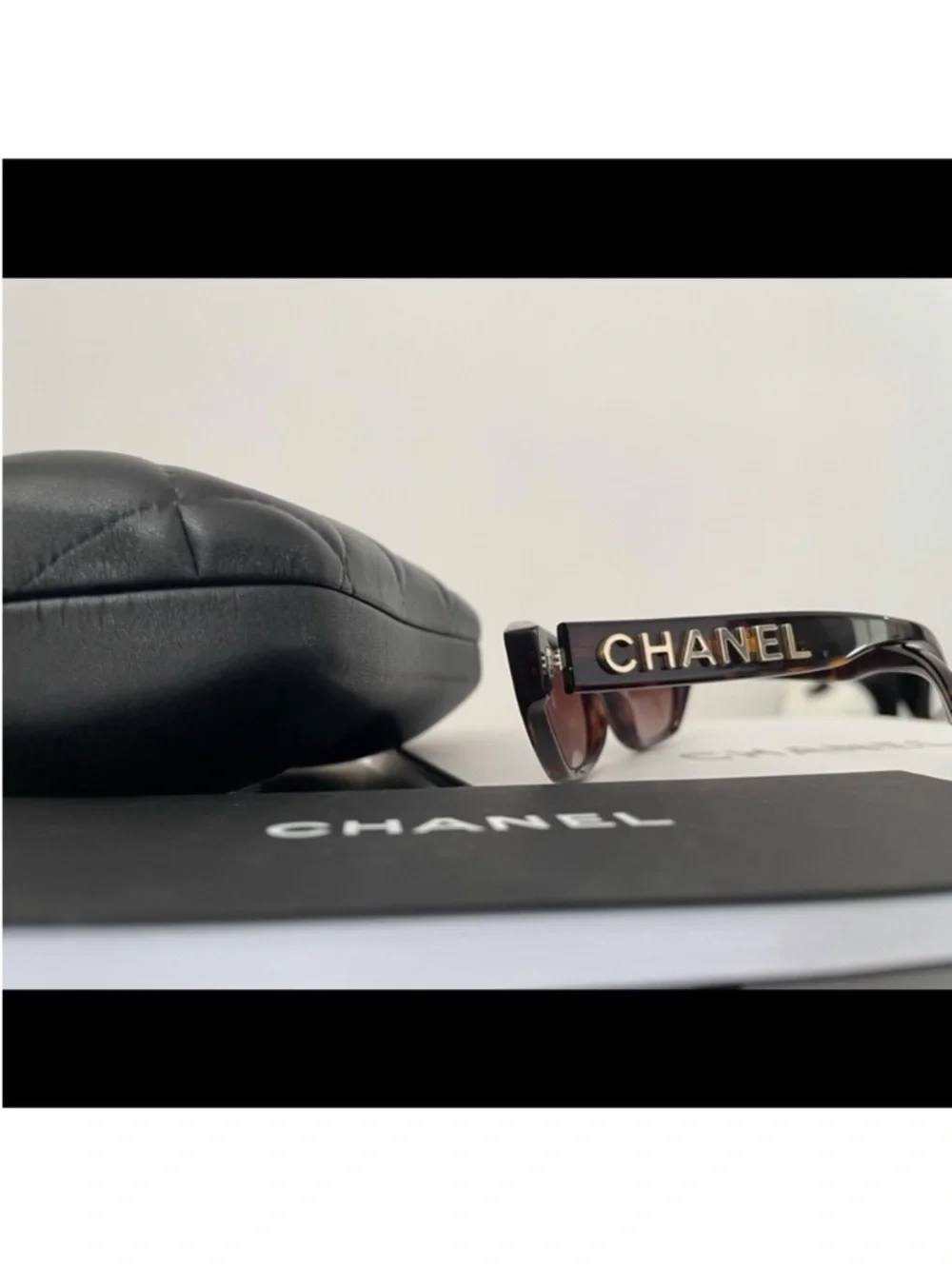 New Chanel Limited Edition rectangle sunglasses A71280 from 2018 collection.